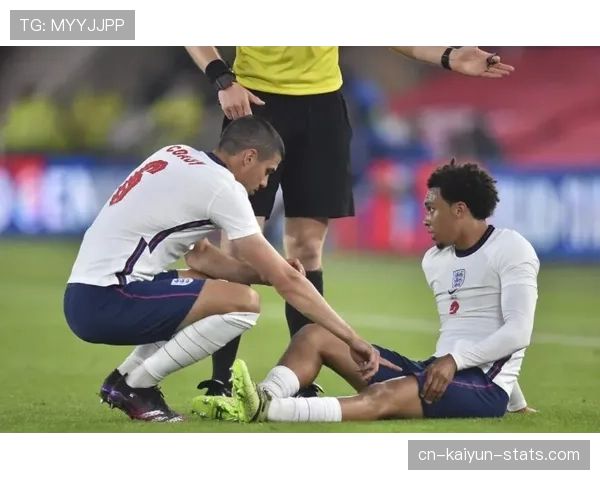 凯尔·沃克与阿诺德的边后卫角色分化：防守专注度与进攻组织能力的对比分析