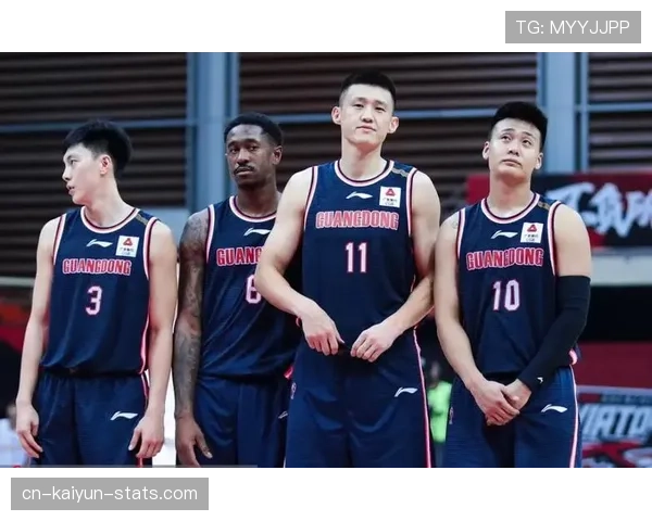抢篮板犯规判定标准：如何区分合法卡位与阻挡犯规？